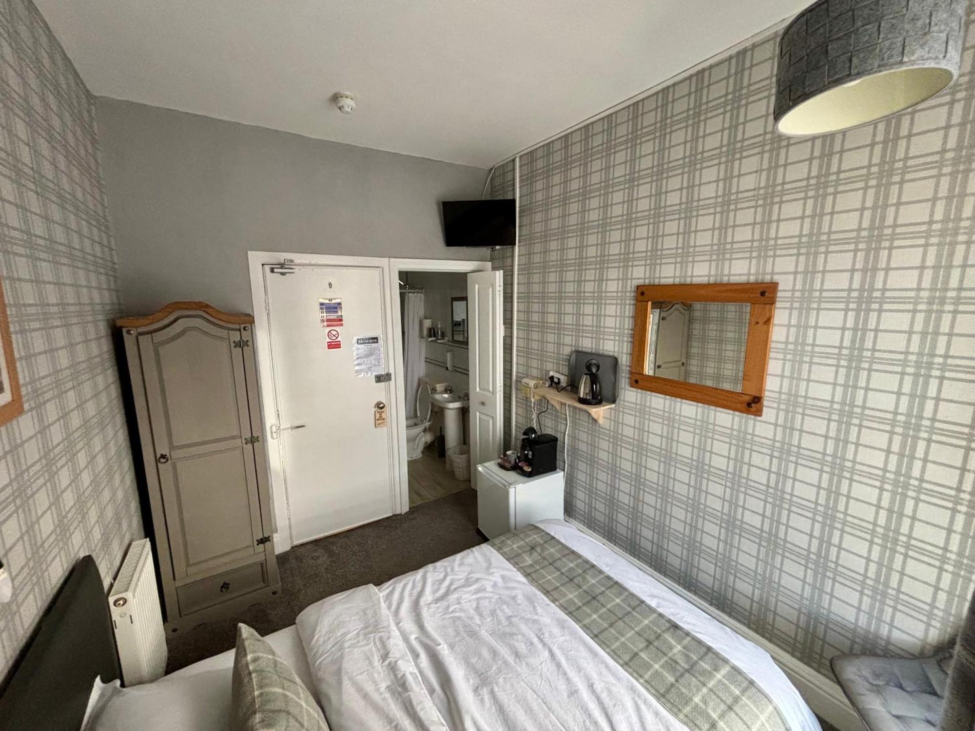Lee & Chris'S Belvedere - Adults Only, Blackpool